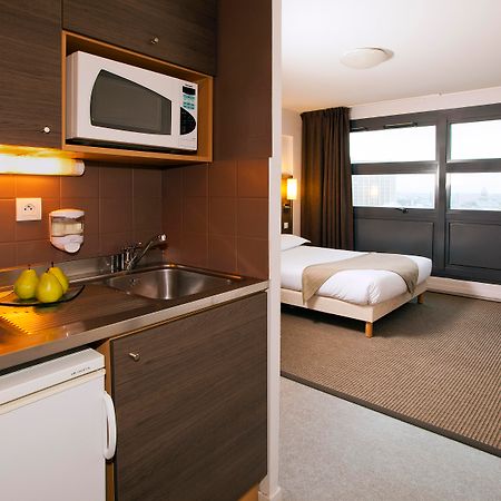 Sejours & Affaires Lille Europe Aparthotel Bagian luar foto