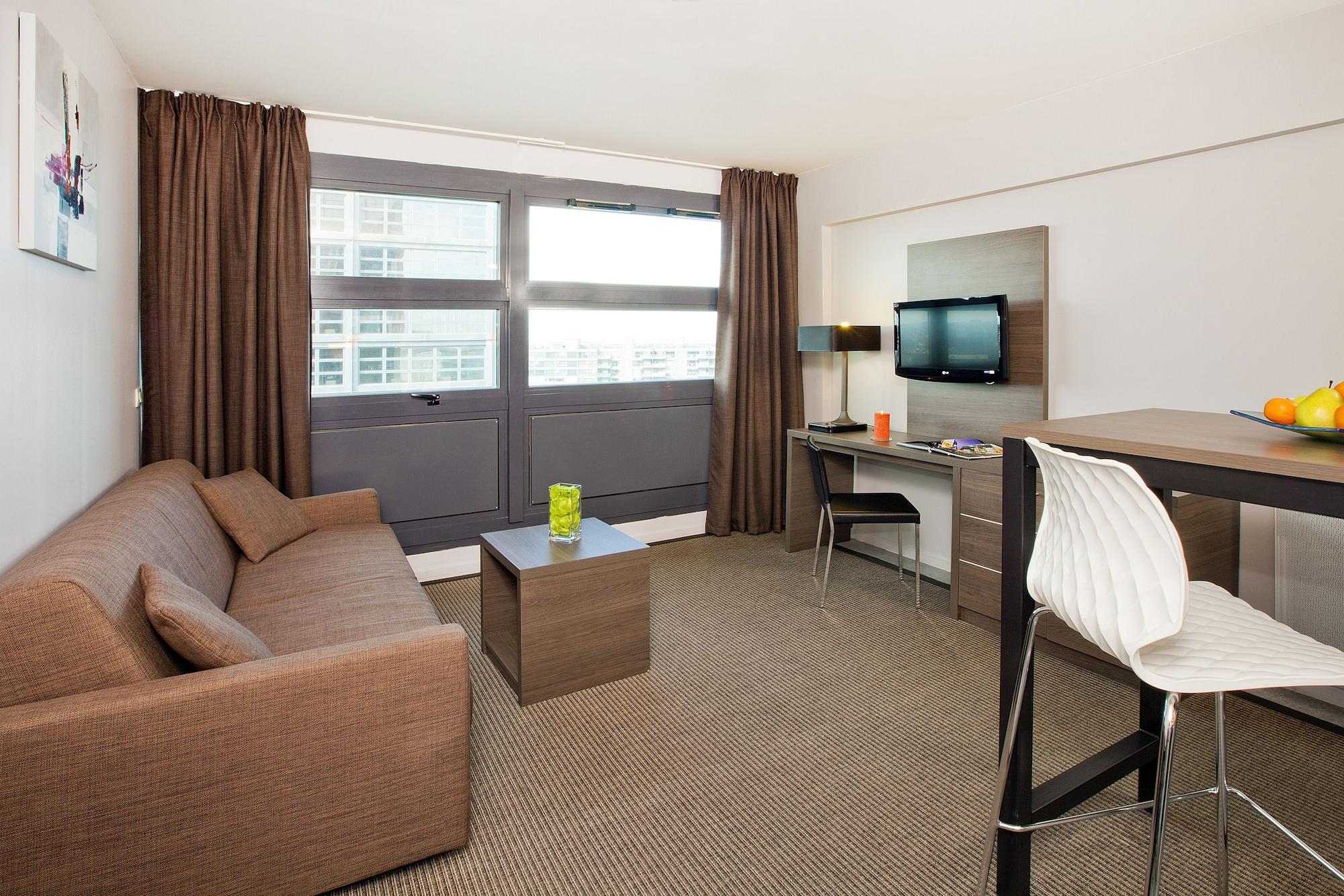 Sejours & Affaires Lille Europe Aparthotel Bagian luar foto