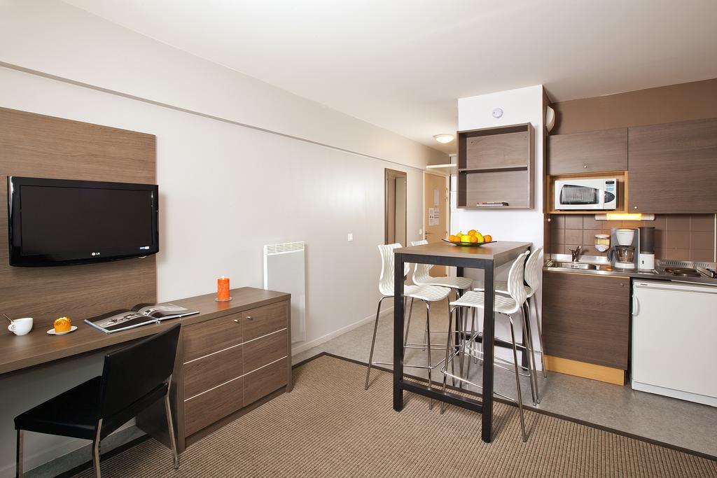 Sejours & Affaires Lille Europe Aparthotel Ruang foto