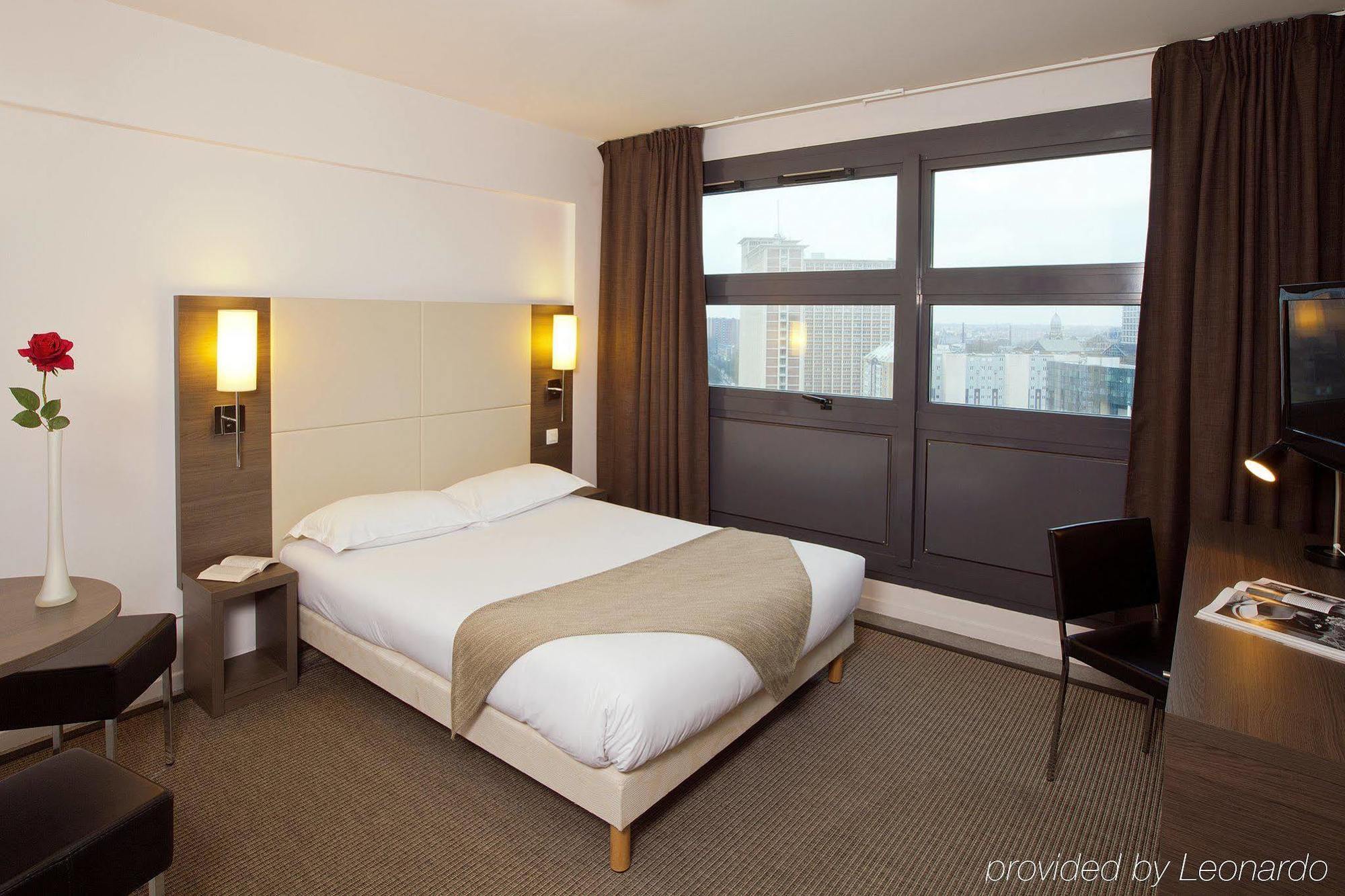 Sejours & Affaires Lille Europe Aparthotel Bagian luar foto